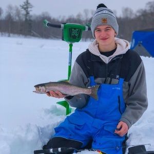 Meet your Posher, Jake